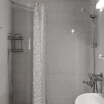 Rivitalokaksio, Apartmán *